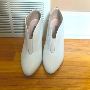 Brand New SJP white high heel boots